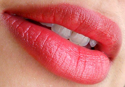 MAC Lady Bug Lipstick